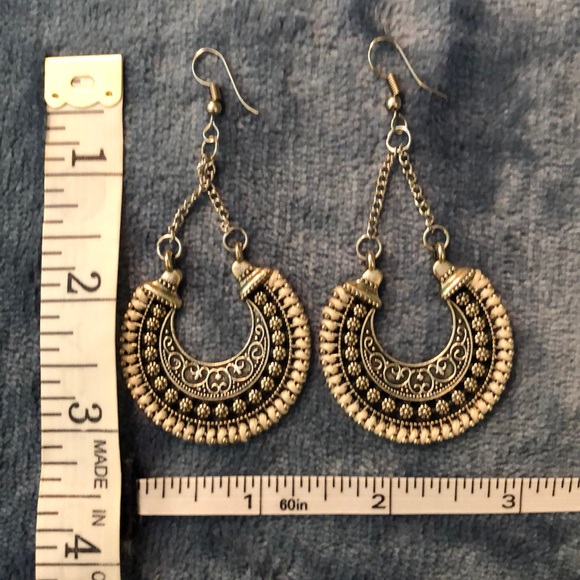 Silver boho drop earrings - Picture 3 of 3